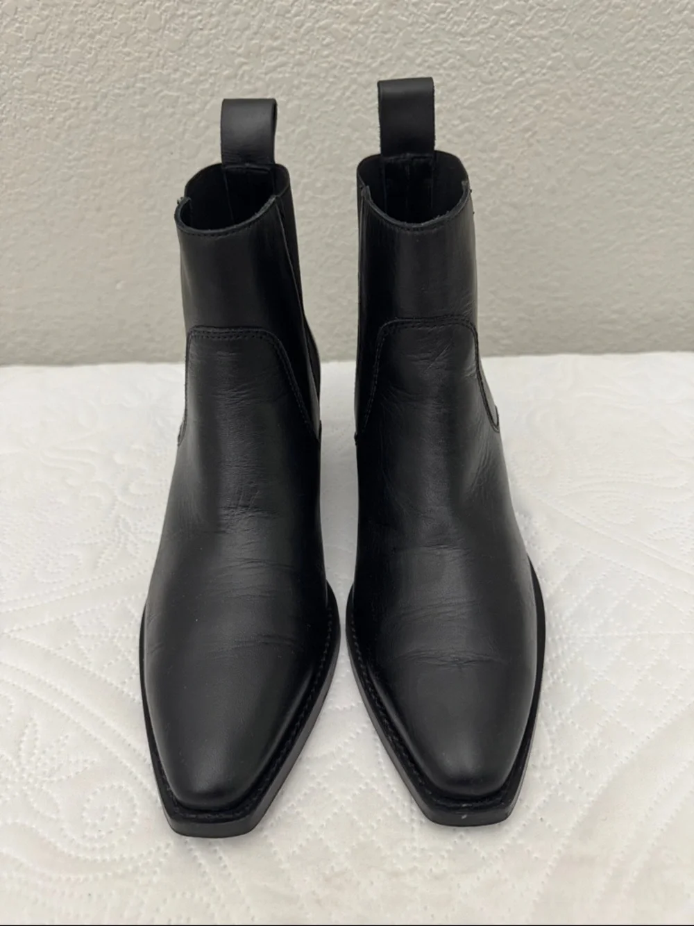Everlane The Western Ankle Boot Black Leather Chelsea Booties Size 7